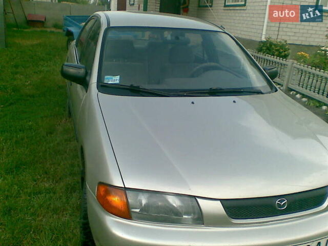 Бежевий Мазда 323, об'ємом двигуна 0 л та пробігом 250 тис. км за 2000 $, фото 1 на Automoto.ua