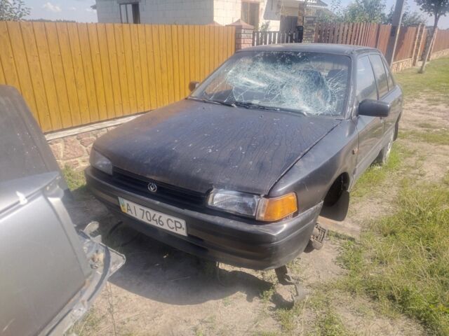 Чорний Мазда 323, об'ємом двигуна 0 л та пробігом 300 тис. км за 350 $, фото 1 на Automoto.ua