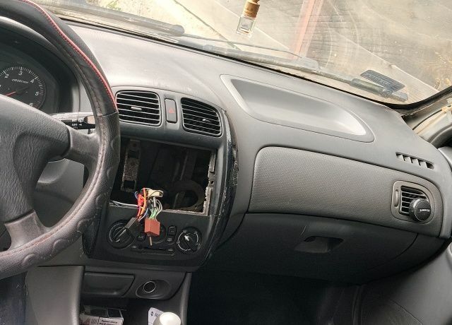 Черный Мазда 323, объемом двигателя 2 л и пробегом 3 тыс. км за 493 $, фото 1 на Automoto.ua