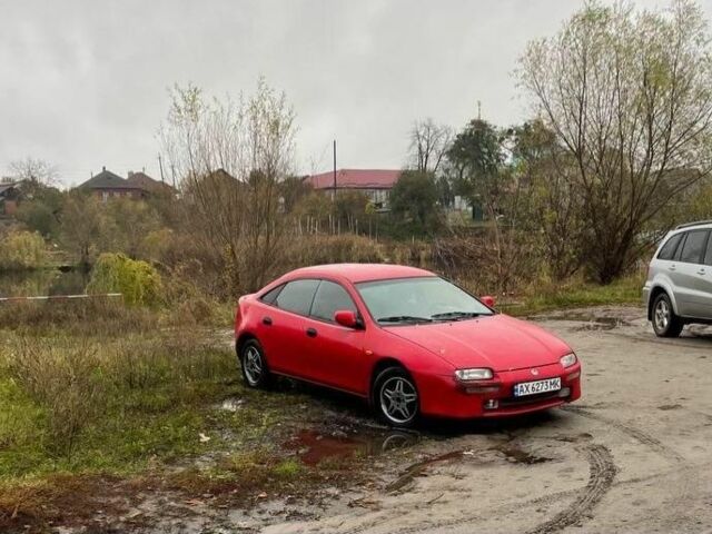 Красный Мазда 323, объемом двигателя 1.5 л и пробегом 427 тыс. км за 1979 $, фото 1 на Automoto.ua