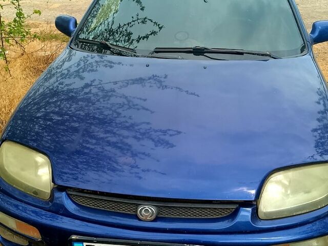 Мазда 323, объемом двигателя 1.5 л и пробегом 0 тыс. км за 1200 $, фото 1 на Automoto.ua