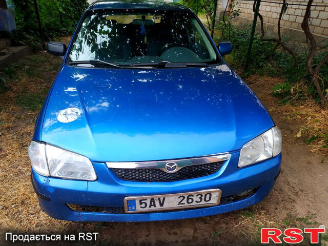 Мазда 323, объемом двигателя 1.5 л и пробегом 333 тыс. км за 700 $, фото 1 на Automoto.ua