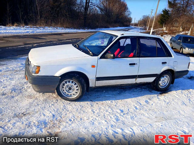 Мазда 323, объемом двигателя 1.6 л и пробегом 50 тыс. км за 500 $, фото 1 на Automoto.ua