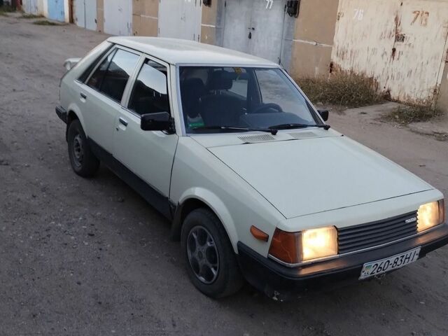 Жовтий Мазда 323, об'ємом двигуна 1.3 л та пробігом 98 тис. км за 550 $, фото 1 на Automoto.ua