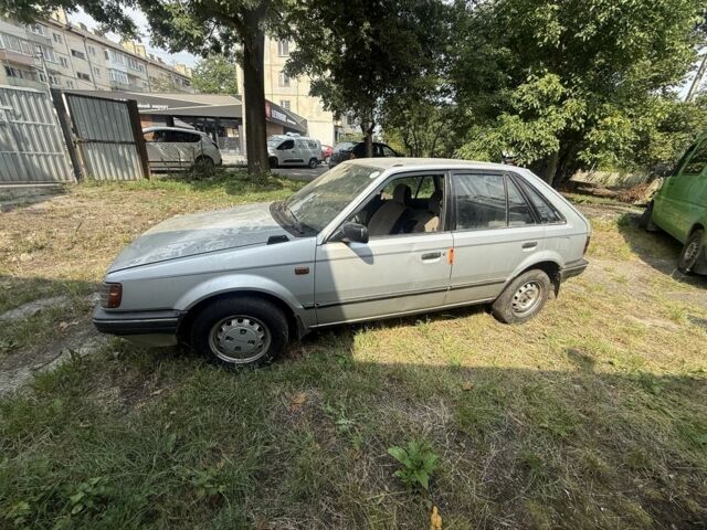 Сірий Мазда 323, об'ємом двигуна 1.5 л та пробігом 190 тис. км за 500 $, фото 1 на Automoto.ua