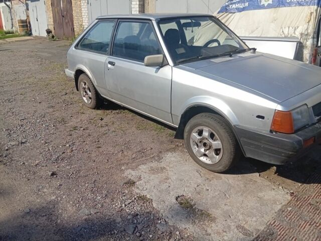 Серый Мазда 323, объемом двигателя 0 л и пробегом 123 тыс. км за 566 $, фото 1 на Automoto.ua