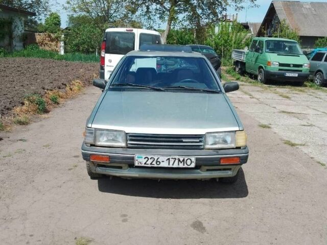 Сірий Мазда 323, об'ємом двигуна 1.7 л та пробігом 300 тис. км за 550 $, фото 1 на Automoto.ua