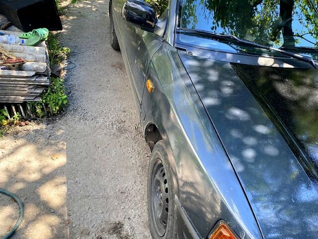 Сірий Мазда 323, об'ємом двигуна 1.6 л та пробігом 0 тис. км за 680 $, фото 1 на Automoto.ua
