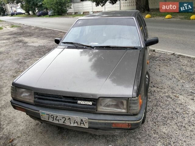 Серый Мазда 323, объемом двигателя 1.7 л и пробегом 520 тыс. км за 402 $, фото 1 на Automoto.ua