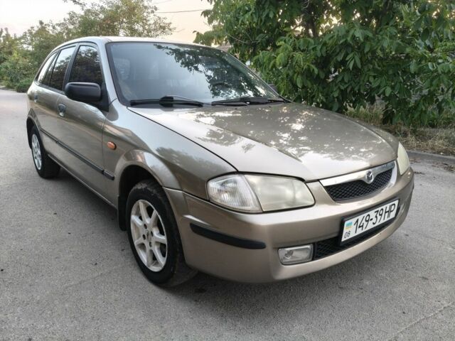 Сірий Мазда 323, об'ємом двигуна 0 л та пробігом 2 тис. км за 2300 $, фото 1 на Automoto.ua