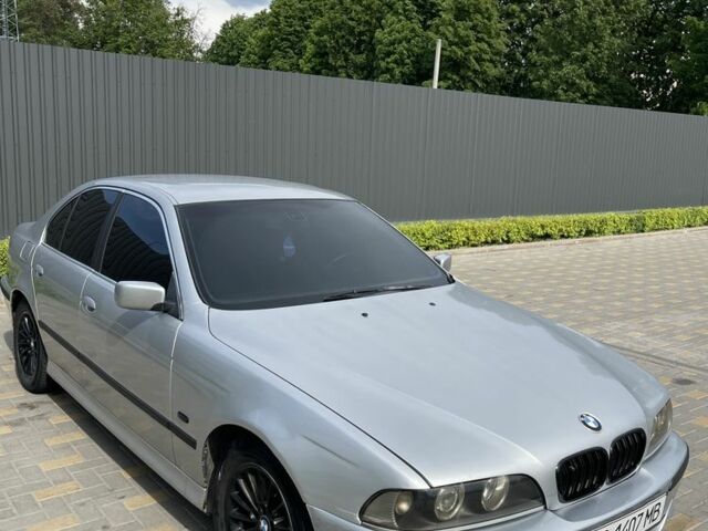 Синий Мазда 323, объемом двигателя 1.5 л и пробегом 370 тыс. км за 2710 $, фото 1 на Automoto.ua