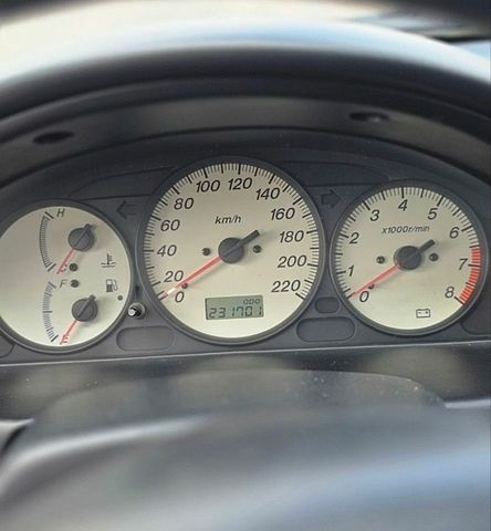 Синій Мазда 323, об'ємом двигуна 1.8 л та пробігом 235 тис. км за 2600 $, фото 1 на Automoto.ua