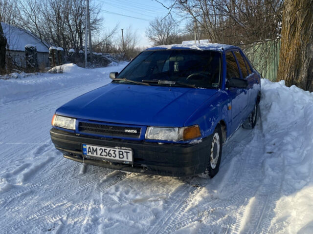Синий Мазда 323, объемом двигателя 1.32 л и пробегом 345 тыс. км за 1900 $, фото 1 на Automoto.ua