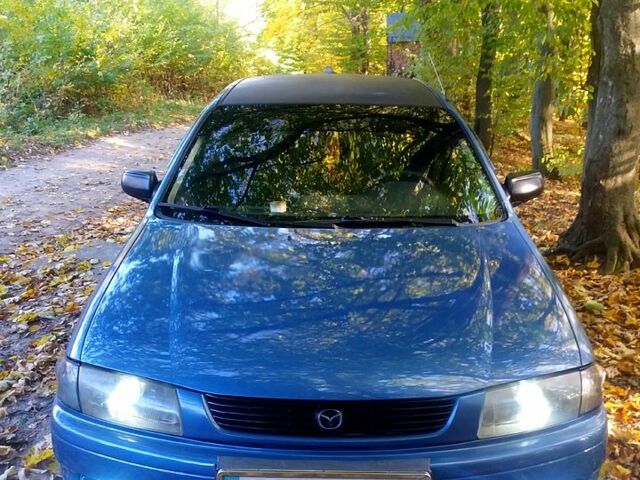 Синий Мазда 323, объемом двигателя 1.8 л и пробегом 340 тыс. км за 2200 $, фото 1 на Automoto.ua