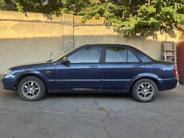 Синий Мазда 323, объемом двигателя 1.6 л и пробегом 400 тыс. км за 2200 $, фото 1 на Automoto.ua