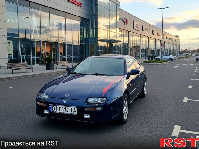 Зелений Мазда 323, об'ємом двигуна 1.5 л та пробігом 0 тис. км за 2200 $, фото 1 на Automoto.ua