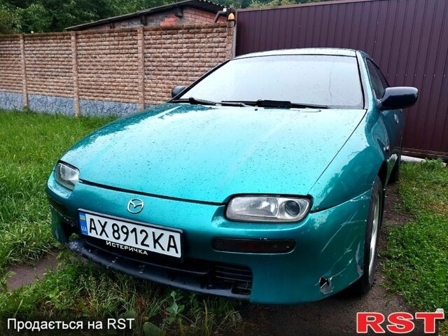 Зелений Мазда 323, об'ємом двигуна 1.5 л та пробігом 0 тис. км за 1000 $, фото 1 на Automoto.ua
