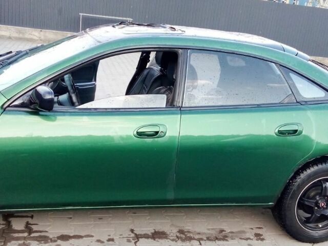 Зеленый Мазда 323, объемом двигателя 0 л и пробегом 333 тыс. км за 1800 $, фото 1 на Automoto.ua