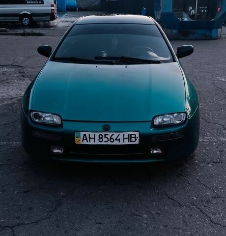 Зеленый Мазда 323, объемом двигателя 0 л и пробегом 378 тыс. км за 1500 $, фото 1 на Automoto.ua