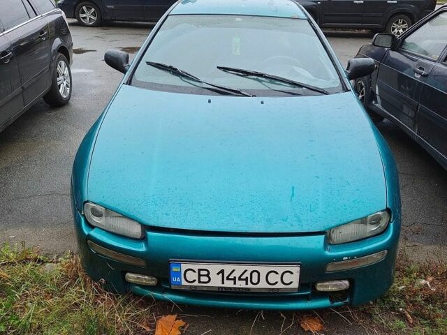 Зелений Мазда 323, об'ємом двигуна 1.5 л та пробігом 318 тис. км за 1200 $, фото 1 на Automoto.ua