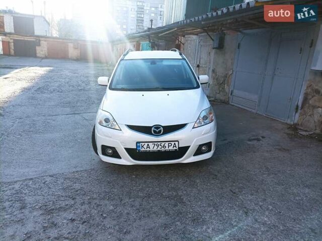 Белый Мазда 5, объемом двигателя 2 л и пробегом 254 тыс. км за 5600 $, фото 1 на Automoto.ua