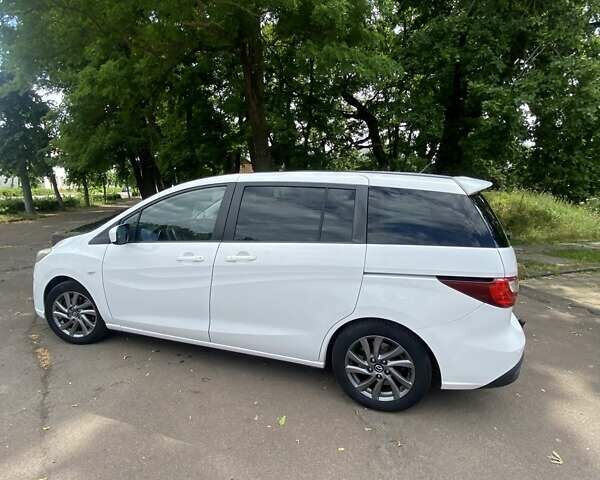 Белый Мазда 5, объемом двигателя 1.6 л и пробегом 220 тыс. км за 9500 $, фото 1 на Automoto.ua
