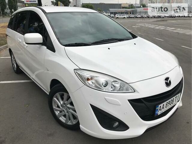 Белый Мазда 5, объемом двигателя 2 л и пробегом 62 тыс. км за 14200 $, фото 1 на Automoto.ua