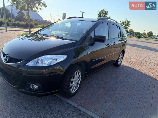 Черный Мазда 5, объемом двигателя 1.8 л и пробегом 300 тыс. км за 5500 $, фото 1 на Automoto.ua