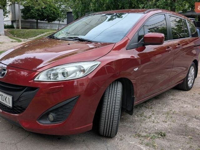 Красный Мазда 5, объемом двигателя 2 л и пробегом 272 тыс. км за 7900 $, фото 1 на Automoto.ua