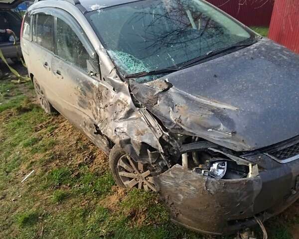 Мазда 5, объемом двигателя 2 л и пробегом 250 тыс. км за 3500 $, фото 1 на Automoto.ua