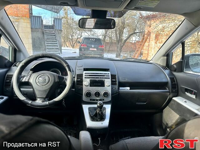 Серый Мазда 5, объемом двигателя 2 л и пробегом 240 тыс. км за 4600 $, фото 1 на Automoto.ua