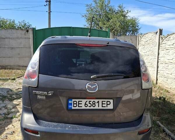 Сірий Мазда 5, об'ємом двигуна 2.3 л та пробігом 200 тис. км за 3900 $, фото 1 на Automoto.ua