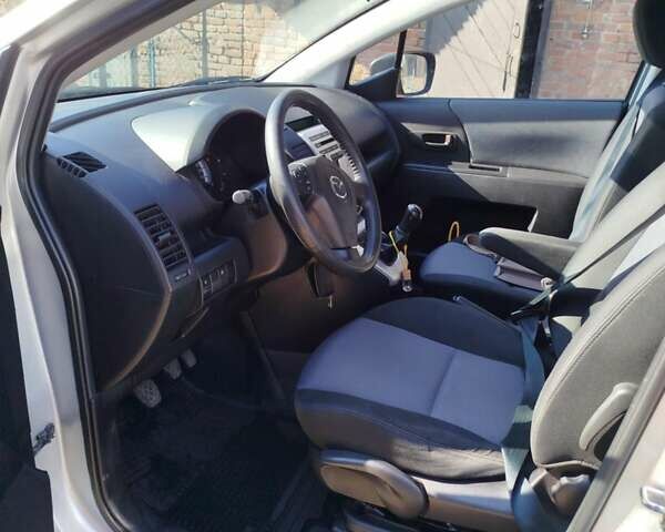 Сірий Мазда 5, об'ємом двигуна 1.8 л та пробігом 160 тис. км за 4950 $, фото 1 на Automoto.ua