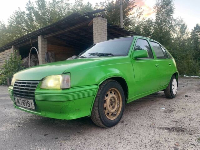 Серый Мазда 5, объемом двигателя 2 л и пробегом 268 тыс. км за 2605 $, фото 1 на Automoto.ua