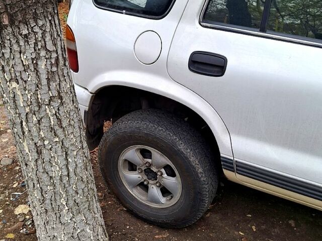 Сірий Мазда 5, об'ємом двигуна 2 л та пробігом 277 тис. км за 5300 $, фото 1 на Automoto.ua