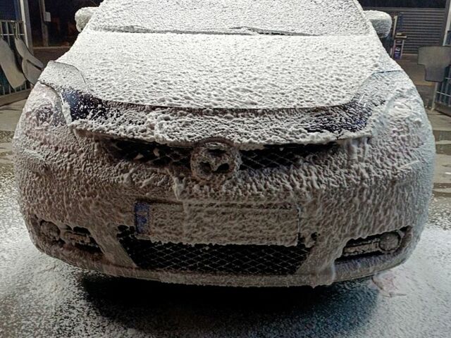 Сірий Мазда 5, об'ємом двигуна 2 л та пробігом 340 тис. км за 6000 $, фото 1 на Automoto.ua