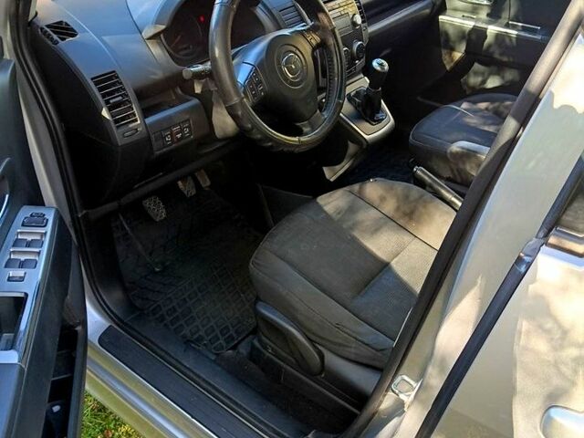 Сірий Мазда 5, об'ємом двигуна 2 л та пробігом 292 тис. км за 6290 $, фото 1 на Automoto.ua