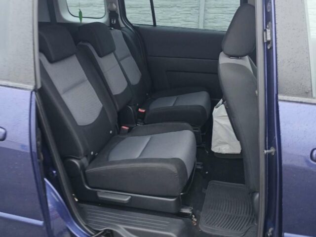 Синий Мазда 5, объемом двигателя 1.8 л и пробегом 300 тыс. км за 2500 $, фото 1 на Automoto.ua