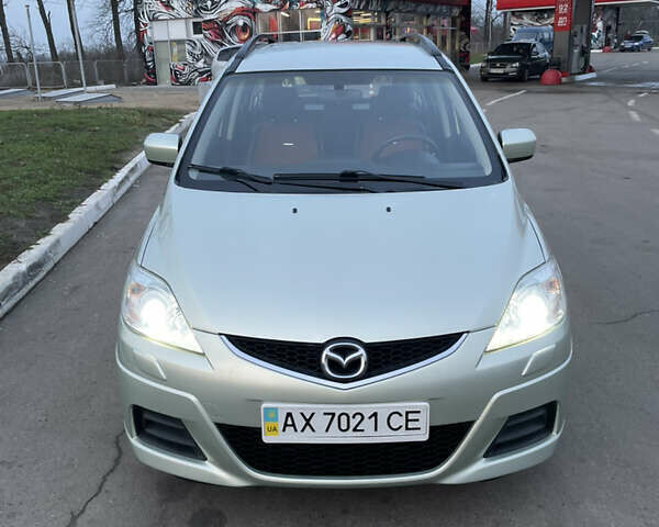 Зелений Мазда 5, об'ємом двигуна 2 л та пробігом 280 тис. км за 6000 $, фото 1 на Automoto.ua