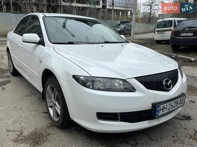 Белый Мазда 6, объемом двигателя 2 л и пробегом 279 тыс. км за 4399 $, фото 1 на Automoto.ua