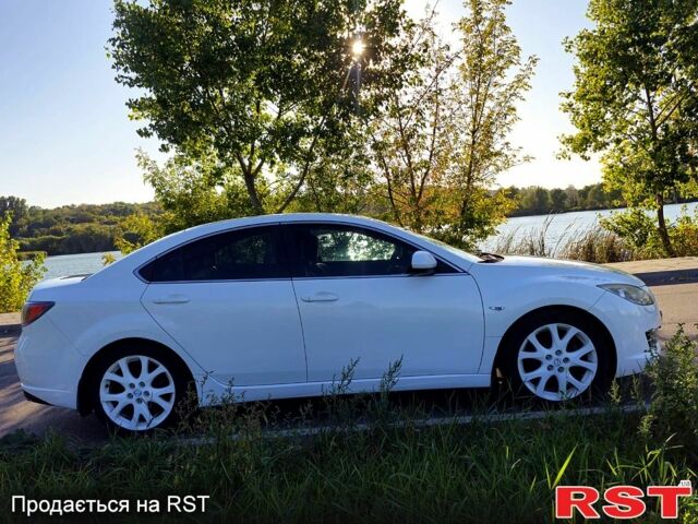 Білий Мазда 6, об'ємом двигуна 2.5 л та пробігом 195 тис. км за 7500 $, фото 1 на Automoto.ua