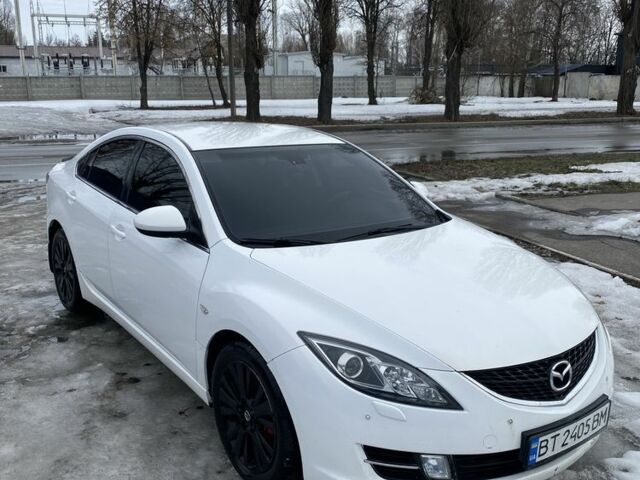 Белый Мазда 6, объемом двигателя 2 л и пробегом 292 тыс. км за 6700 $, фото 1 на Automoto.ua