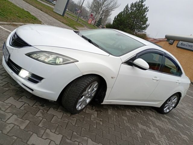 Белый Мазда 6, объемом двигателя 0 л и пробегом 210 тыс. км за 5900 $, фото 1 на Automoto.ua