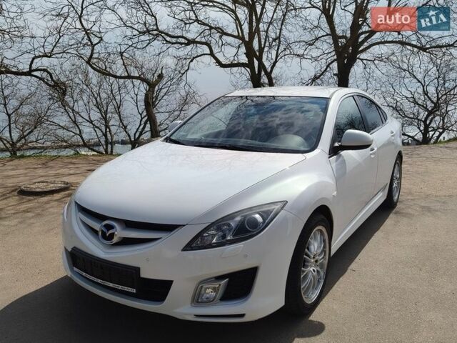 Білий Мазда 6, об'ємом двигуна 2.5 л та пробігом 114 тис. км за 9500 $, фото 1 на Automoto.ua