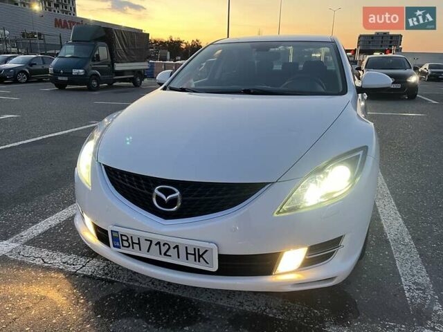 Белый Мазда 6, объемом двигателя 2 л и пробегом 216 тыс. км за 8300 $, фото 1 на Automoto.ua