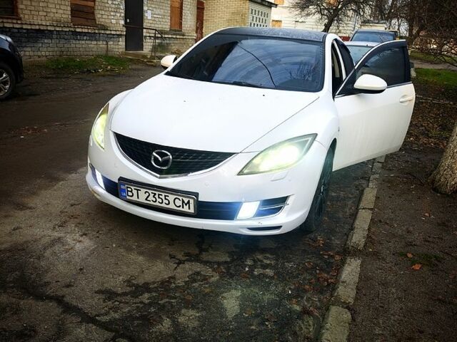 Білий Мазда 6, об'ємом двигуна 2 л та пробігом 195 тис. км за 8900 $, фото 1 на Automoto.ua