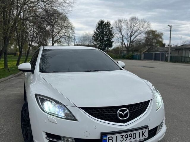 Белый Мазда 6, объемом двигателя 2 л и пробегом 259 тыс. км за 7900 $, фото 1 на Automoto.ua