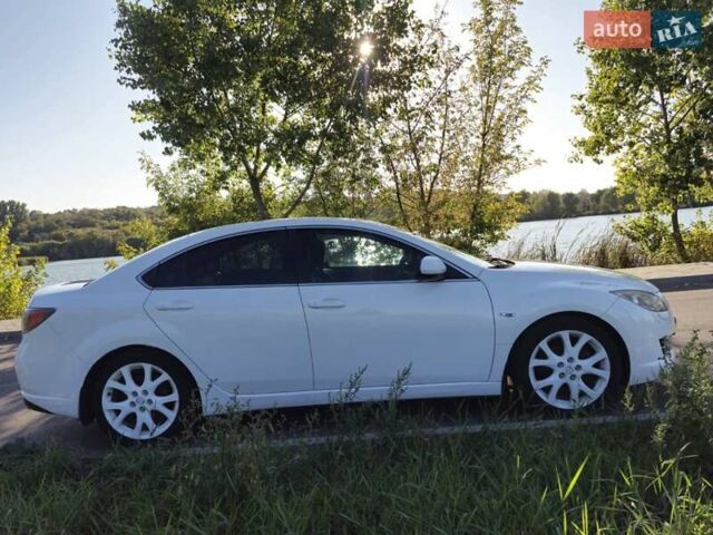 Білий Мазда 6, об'ємом двигуна 2.5 л та пробігом 195 тис. км за 7500 $, фото 1 на Automoto.ua