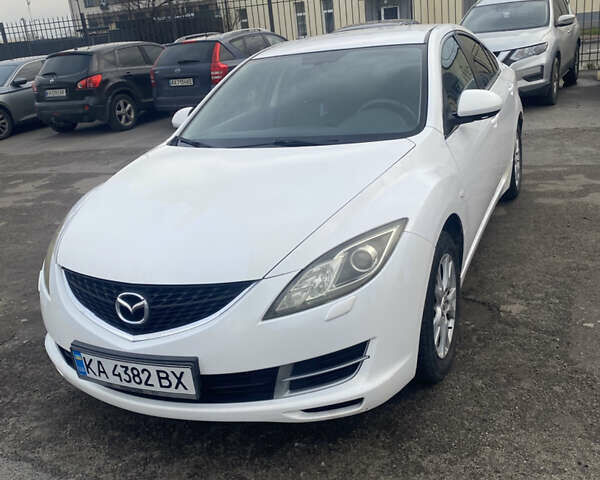Білий Мазда 6, об'ємом двигуна 1.8 л та пробігом 220 тис. км за 5350 $, фото 1 на Automoto.ua