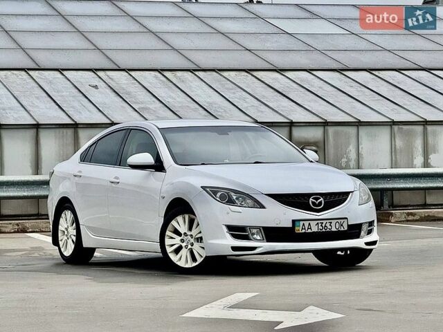 Белый Мазда 6, объемом двигателя 2 л и пробегом 299 тыс. км за 5750 $, фото 1 на Automoto.ua